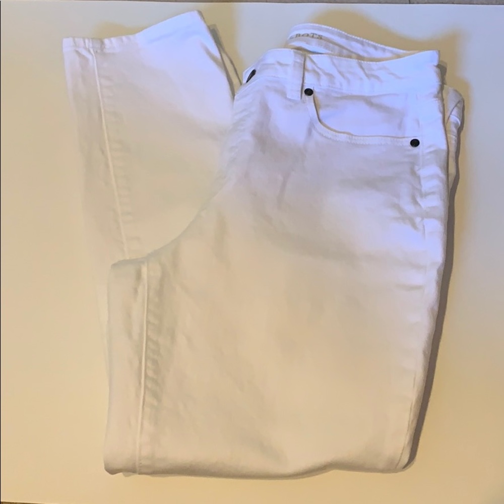 TALBOTS CURVY ankle white jeans